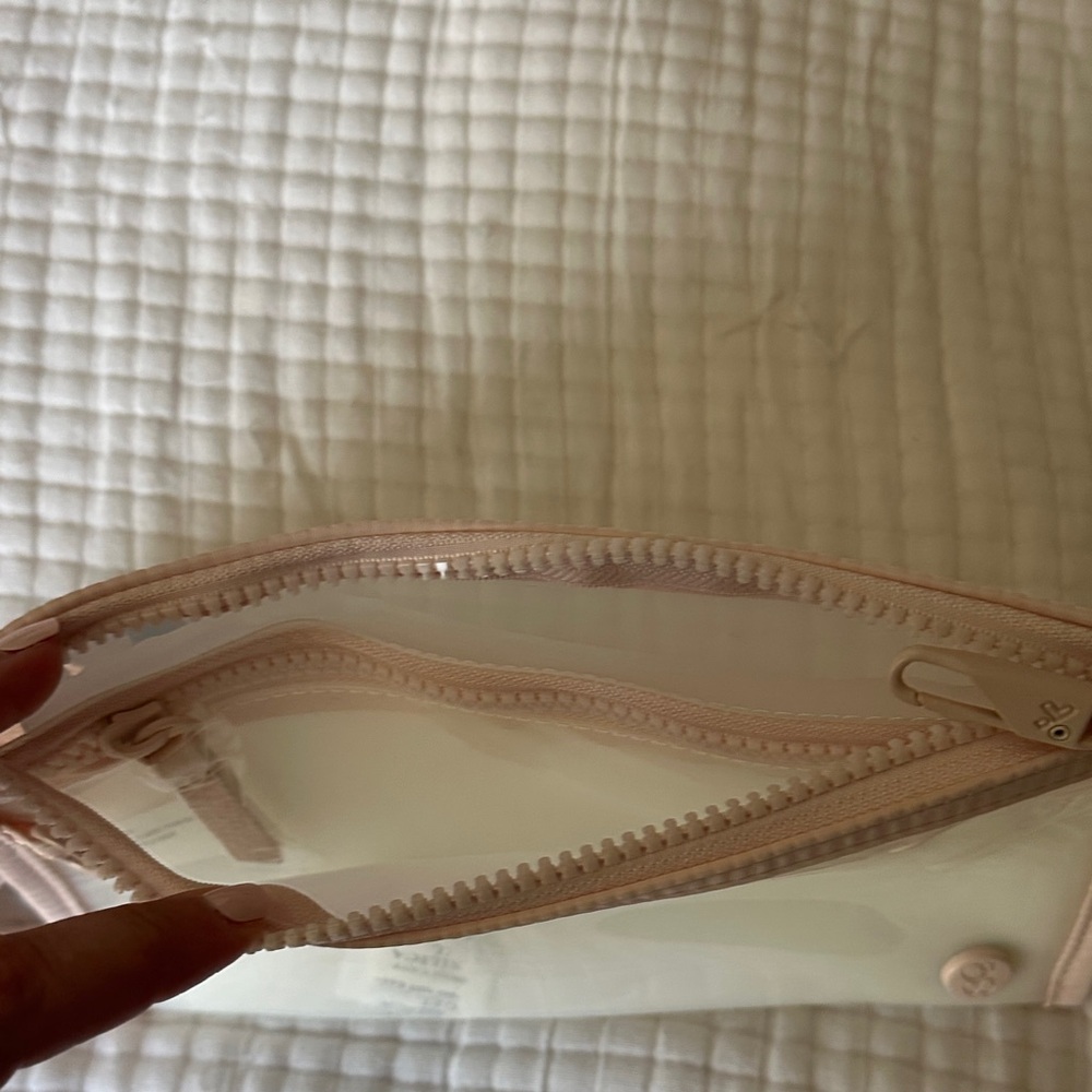 Samantha Brown Clear Crossbody Pouch in Light Pink - Picture 5 of 6